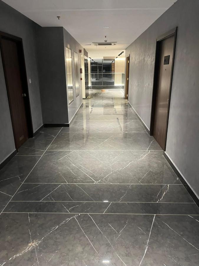 Presidency Airport Hotel Kochi Exterior photo