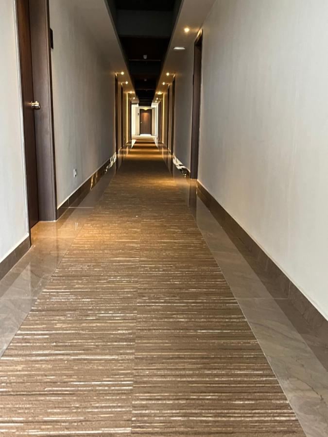 Presidency Airport Hotel Kochi Exterior photo