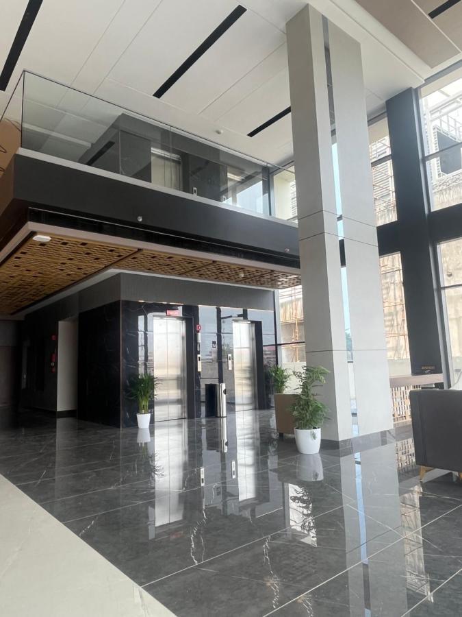 Presidency Airport Hotel Kochi Exterior photo